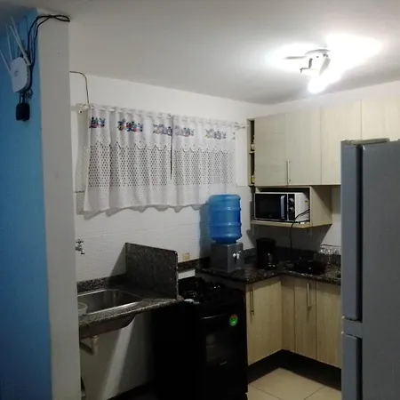 Apartamento temporada em Arraial do Cabo, Villa da Praia acomoda ATÉ 8 pessoas!-2